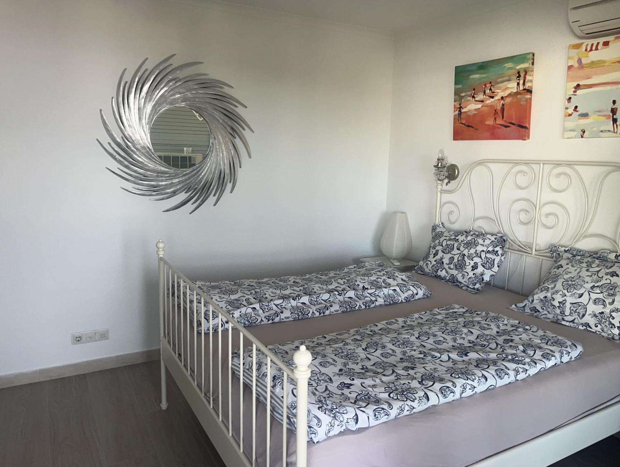 Stunning Apartment 50 Meters From The Sea Беналмадена Екстериор снимка