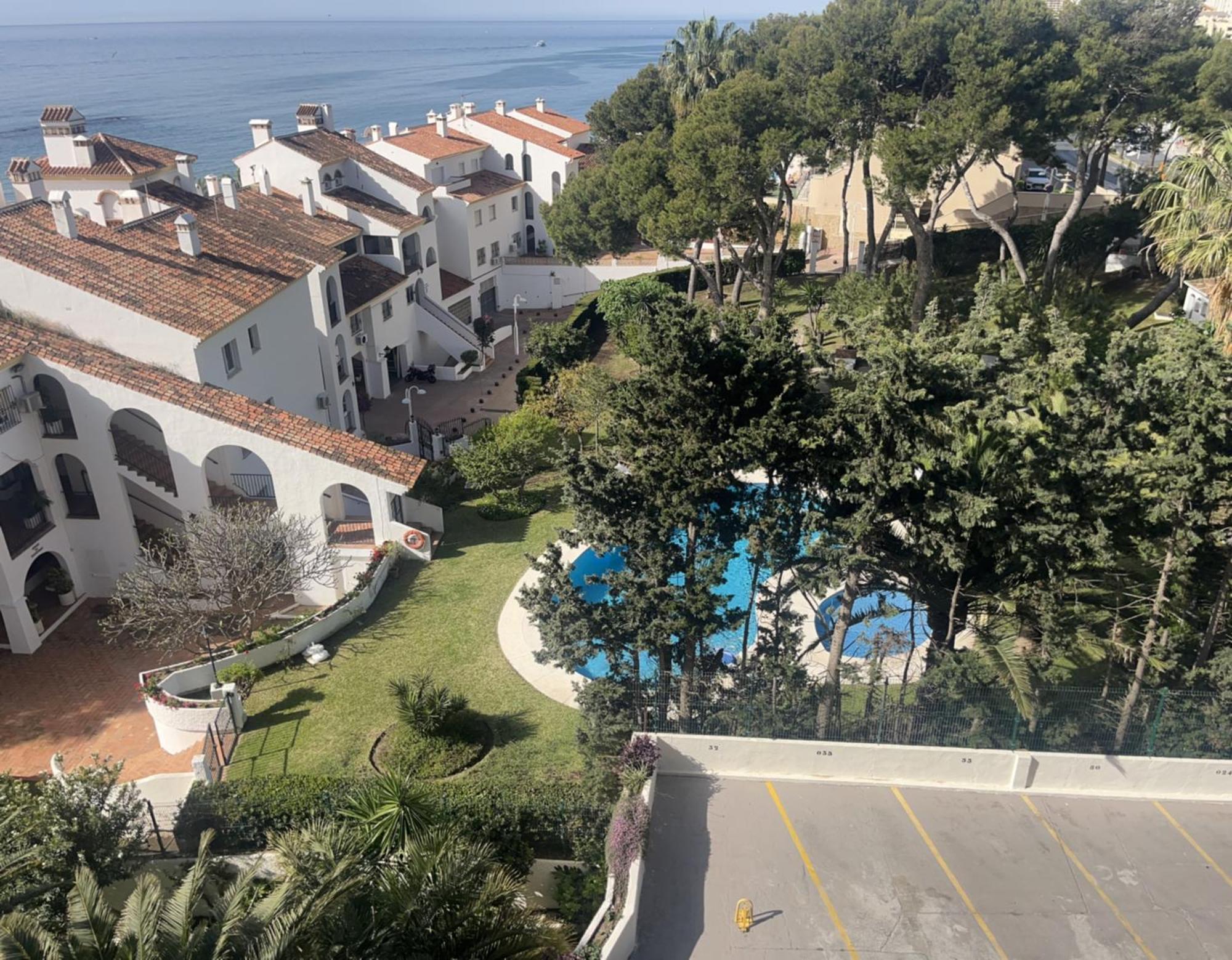 Stunning Apartment 50 Meters From The Sea Беналмадена Екстериор снимка